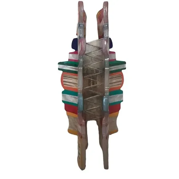 Book stack hair clip - Picture 3 of 8